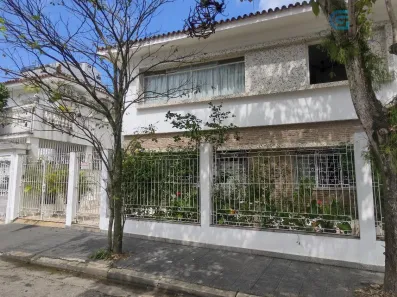 Sobrado com 5 Quartos à venda, 222m² no Ponta da Praia, Santos