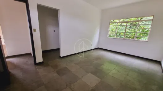 Prédio Residencial com 5 Quartos à venda, 120m² no Jardim Natal, Juiz de Fora