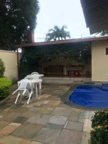 Sobrado com 4 Quartos à venda, 337m² no Vila Oliveira, Mogi das Cruzes