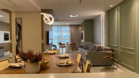 Apartamento com 3 Quartos para alugar, 117m² no Centro, Balneário Camboriú