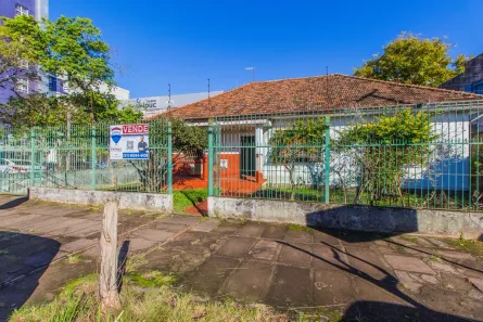 Lote/Terreno à venda, 811m² no Centro, Canoas