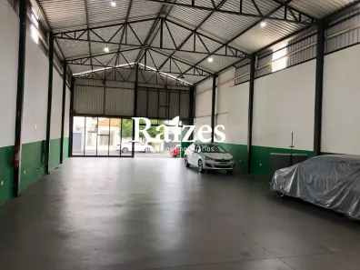Galpão/Depósito/Armazém à venda, 400m² no Nossa Senhora Aparecida, Uberlândia
