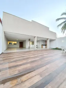 Casa com 3 Quartos à venda, 245m² no São João, Teresina