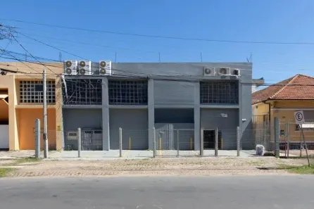 Galpão/Depósito/Armazém para alugar, 450m² no Navegantes, Porto Alegre