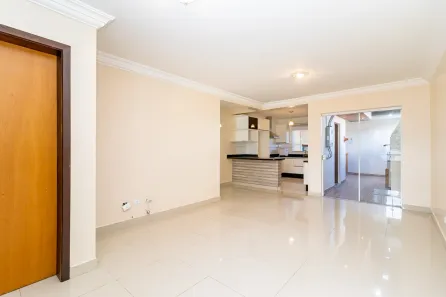 Casa com 3 Quartos à venda, 126m² no Tingui, Curitiba
