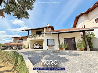 Casa com 3 Quartos à venda, 243m² no Fortaleza, Blumenau