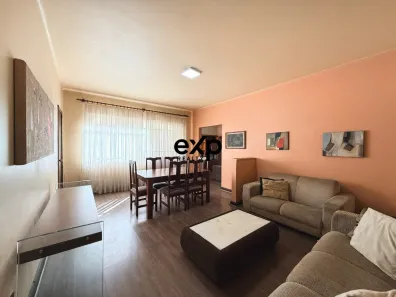 Apartamento com 2 Quartos para alugar, 135m² no Centro, Curitiba