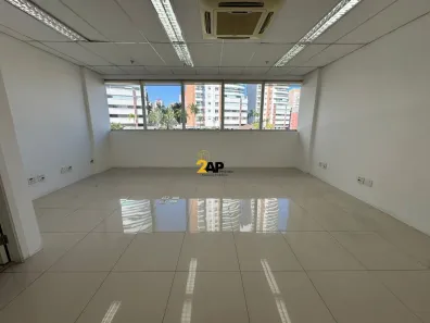 Sala Comercial para alugar, 35m² no Vila Andrade, São Paulo