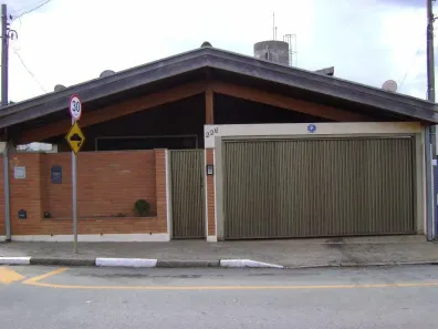 Casa com 3 Quartos à venda, 250m² no Vila Bossi, Louveira