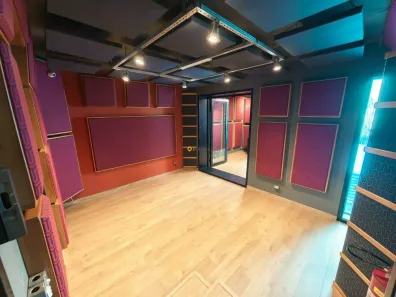 Imóvel Comercial com 2 Quartos para alugar, 230m² no Perdizes, São Paulo