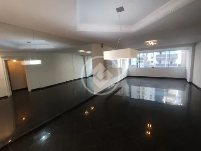 Apartamento com 3 Quartos para venda ou aluguel, 180m² no Gonzaga, Santos