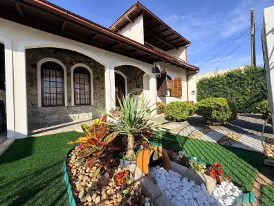 Casa com 4 Quartos à venda, 247m² no Jardim Eldorado, Palhoça