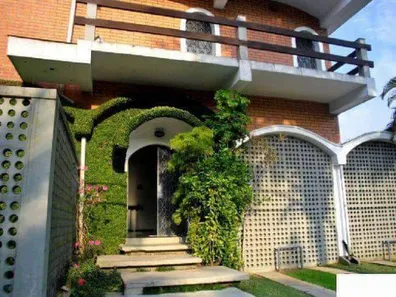 Sobrado com 4 Quartos à venda, 351m² no , Ubatuba