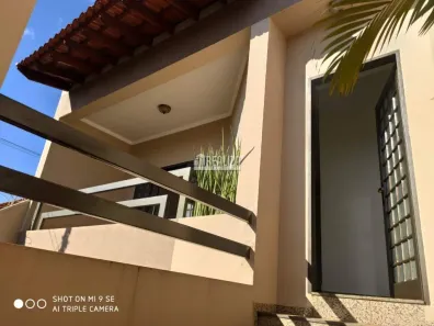 Casa com 3 Quartos à venda, 347m² no Boa Vista, Uberaba