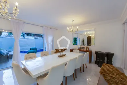 Casa com 6 Quartos à venda, 318m² no Horto Florestal, São Paulo