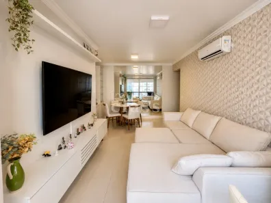 Apartamento com 2 Quartos à venda, 86m² no Três Figueiras, Porto Alegre