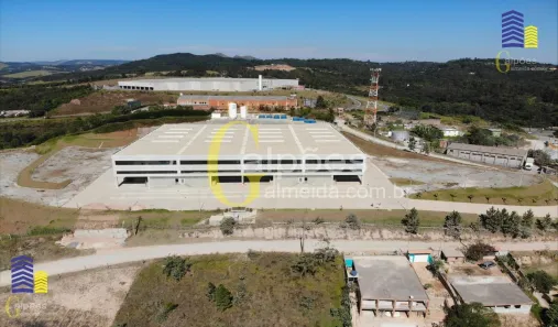 Galpão/Depósito/Armazém para alugar, 3560m² no Mombaça, São Roque