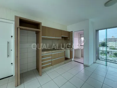 Apartamento com 2 Quartos para alugar, 70m² no Vila Moema, Tubarão