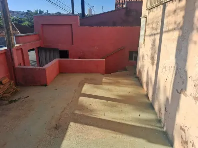 Casa com 2 Quartos à venda, 200m² no Vila São Lúcio, Botucatu