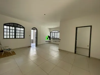 Imóvel Comercial com 3 Quartos para alugar, 185m² no Alto do Coqueirinho, Salvador