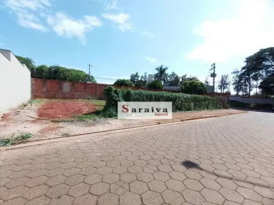 Lote/Terreno à venda, 305m² no Centro, Itapuí