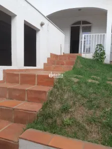 Casa com 3 Quartos à venda, 159m² no Vigilato Pereira, Uberlândia