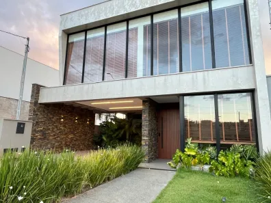 Casa de Condomínio com 4 Quartos à venda, 230m² no Jardins Capri, Senador Canedo