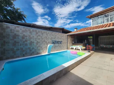 Sobrado com 4 Quartos à venda, 123m² no Vila Atlântica, Caraguatatuba
