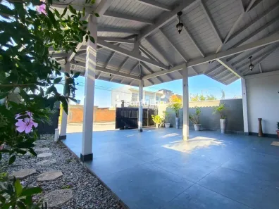 Casa com 2 Quartos para alugar, 96m² no Campeche, Florianópolis