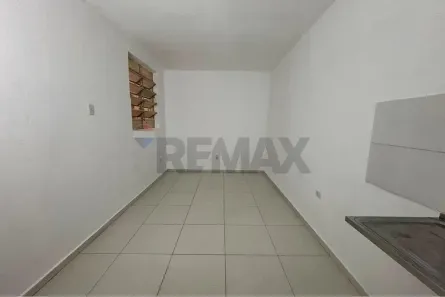 Kitnet com 1 Quarto para alugar, 28m² no Moinho Velho, São Paulo
