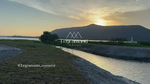 Lote/Terreno à venda, 400m² no Centro, Osório