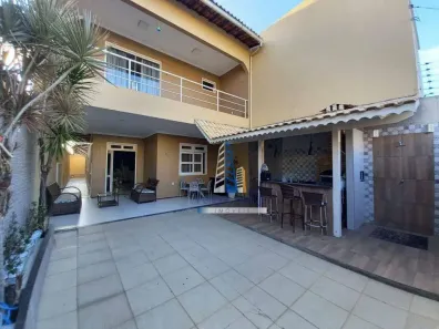 Casa com 3 Quartos à venda, 175m² no Cajazeiras, Fortaleza