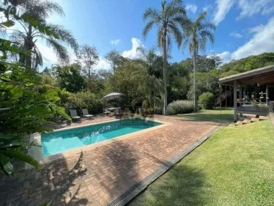 Casa com 5 Quartos à venda, 383m² no Chácaras do Peroba, Jandira