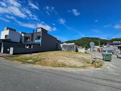 Lote/Terreno à venda, 271m² no Bela Vista, Palhoça