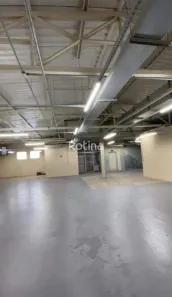 Ponto Comercial para alugar, 1376m² no Centro, Uberlândia