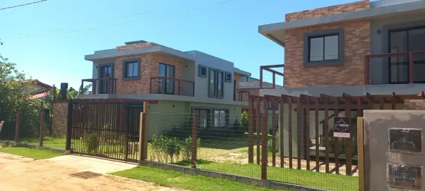 Casa com 3 Quartos à venda, 124m² no Ambrósio, Garopaba