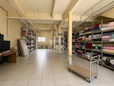 Sala Comercial para alugar, 394m² no Centro, Tubarão