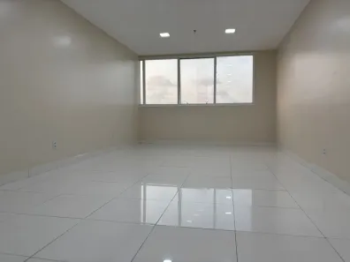 Ponto Comercial para alugar, 34m² no Cohama, São Luís