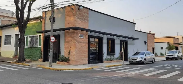 Ponto Comercial à venda, 180m² no Centro, Salto
