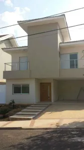 Casa de Condomínio com 4 Quartos para alugar, 325m² no Vila Aviação, Bauru