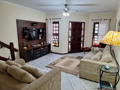 Sobrado com 3 Quartos à venda, 214m² no Jardim Altos de Santana II, Jacareí