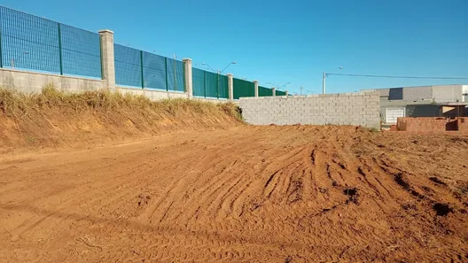 Lote/Terreno à venda, 195m² no Parque Residencial Terras de Yucatan, Monte Mor