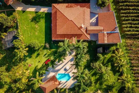 Fazenda/Sítio com 4 Quartos à venda, 800m² no Jd.Idalina, Elias Fausto