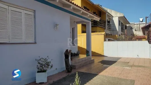 Casa com 3 Quartos à venda, 100m² no Cavalhada, Porto Alegre