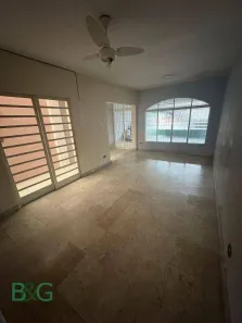 Casa com 3 Quartos à venda, 120m² no Vila Liviero, São Paulo