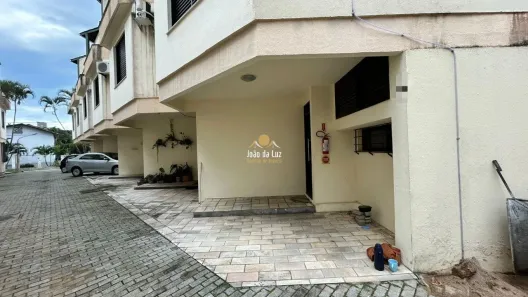 Casa com 3 Quartos à venda, 111m² no Canasvieiras, Florianópolis