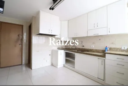 Casa com 4 Quartos para alugar, 320m² no Vigilato Pereira, Uberlândia