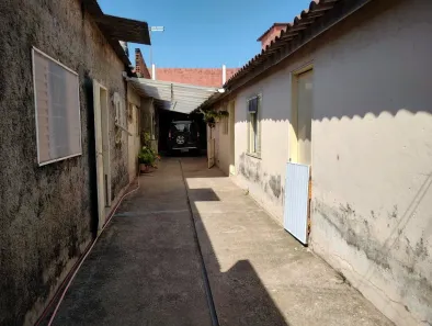 Casa com 4 Quartos à venda, 241m² no Jardim Tamoio, Jundiaí