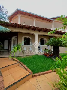Casa com 3 Quartos à venda, 478m² no Vila Atlântida, Montes Claros