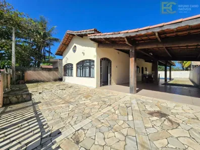 Casa com 4 Quartos à venda, 160m² no Jardim Tres Marias, Peruíbe